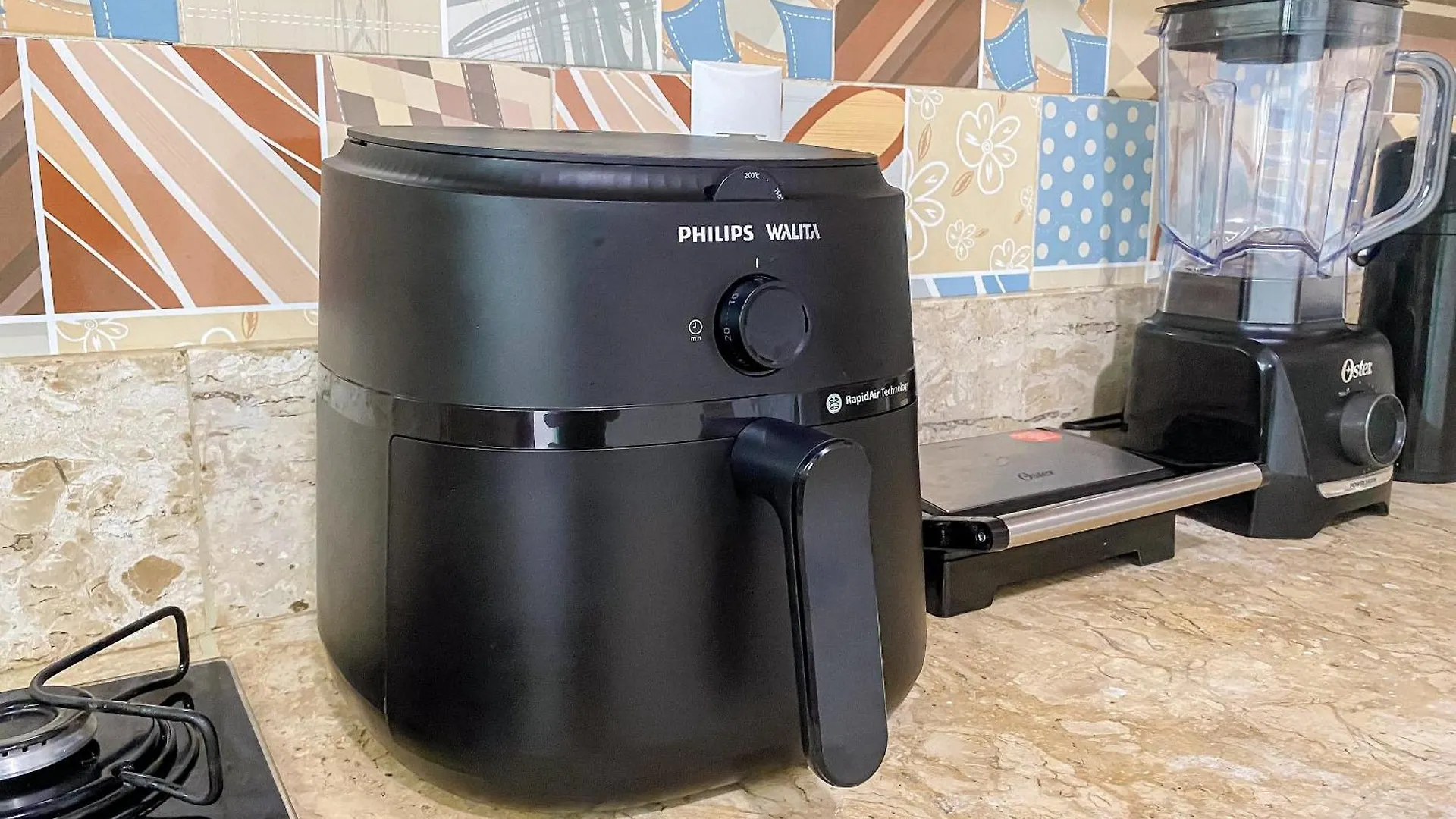 Casa Individual Com 2 Suites Ambas Com Ar Condicionado, Sala, Cozinha, Area De Servico E Garagem Para 2 Carros Pequenos A Poucos Metros Da Praia De Taperapua Porto Seguro